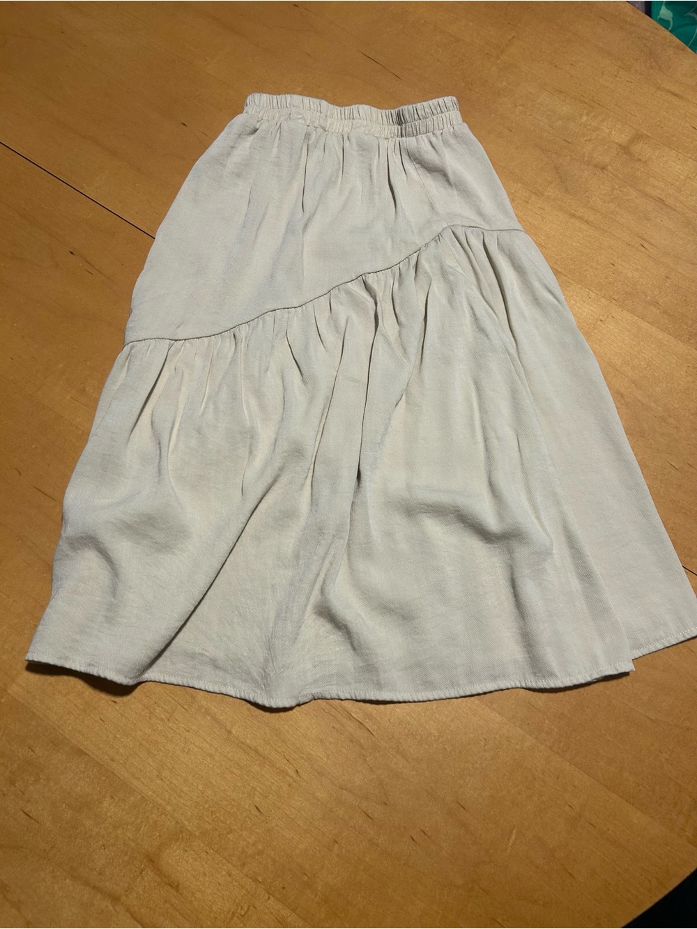 Hayden Cream Tiered A-Line Midi Skirt - Picture 2 of 4
